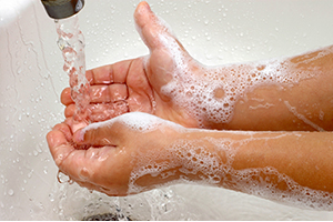 Imagine sfat:  Washing hands